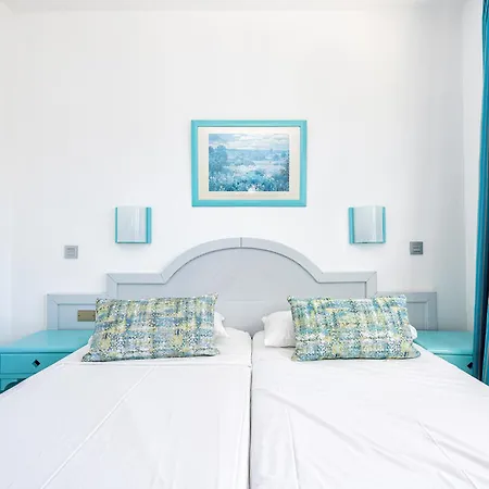 Los Veleros Apartments Apartman *